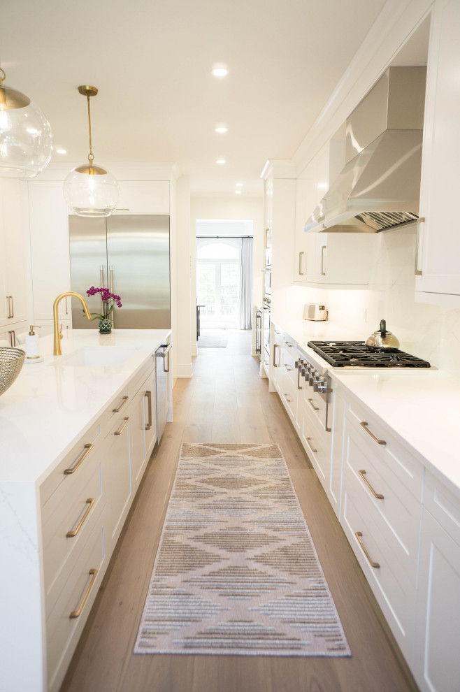 Neyagawa Kitchen Transitional Kitchen Toronto by Oakville