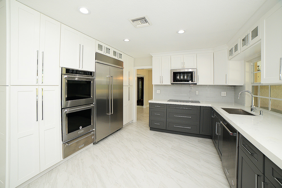 Klein Kitchen