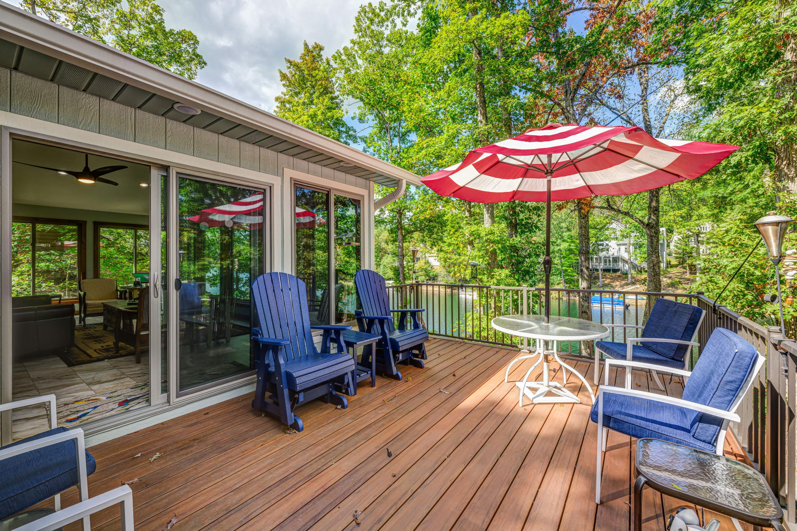 127 Shore Lane - Sunroom / Deck / Siding