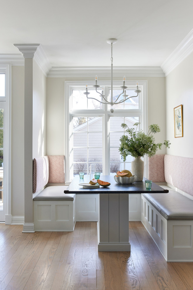 Example of a transitional dining room design in Chicago