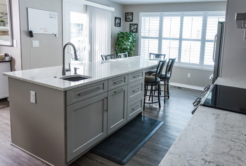 Inspiration for a transitional kitchen remodel in Denver