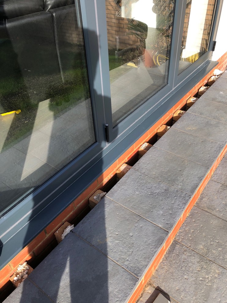 Ideas for filling gap between slabs and bifolds Houzz UK