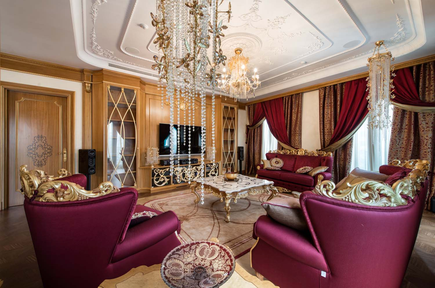 Гранатовый браслет