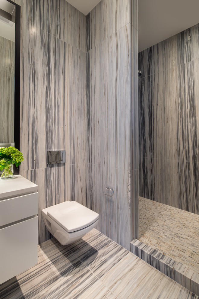 This is an example of a modern bathroom in New York.