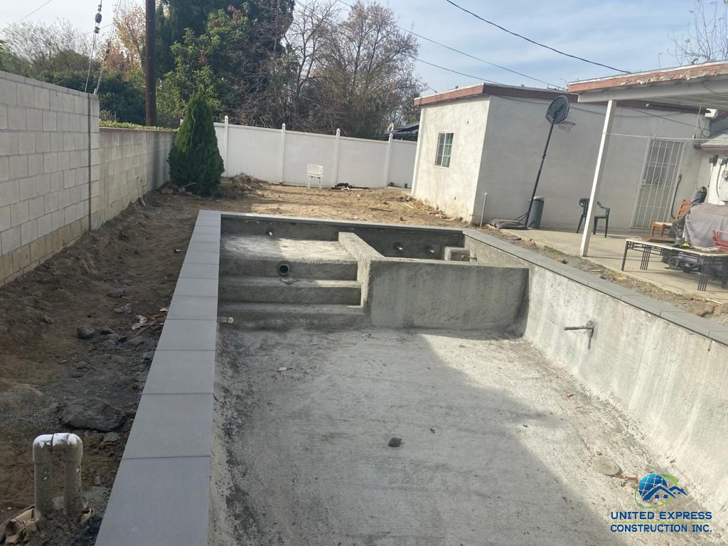 New Pool Construction & Deck