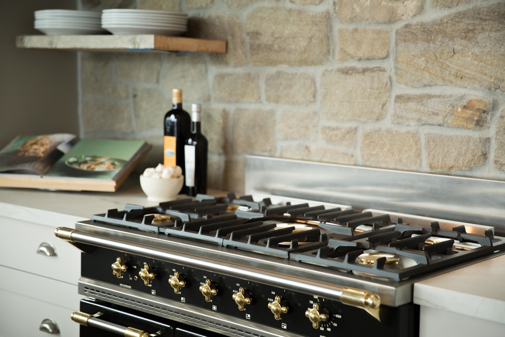 Kitchen - rustic kitchen idea