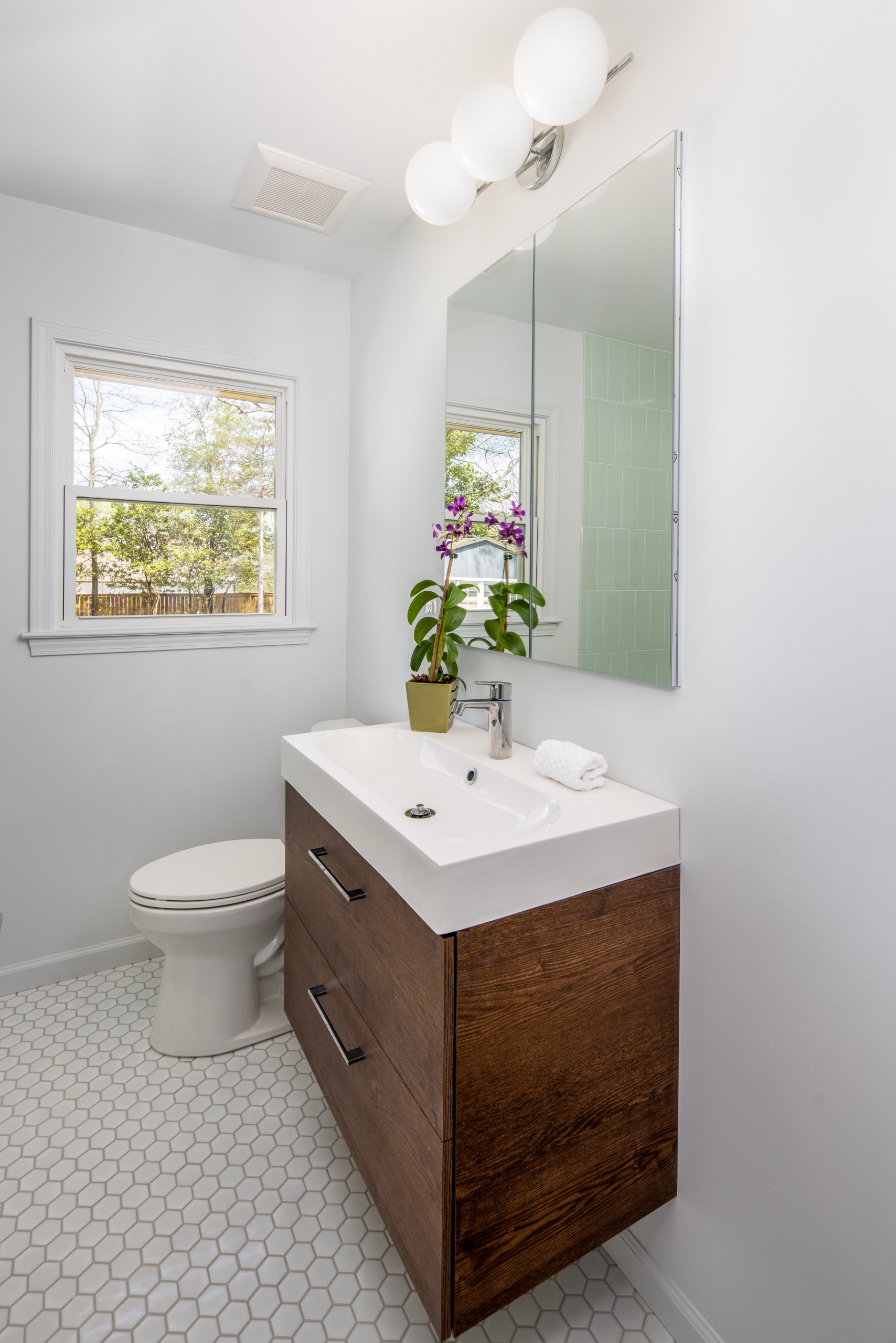 Brookhaven Full Kitchen and Bathroom Remodel