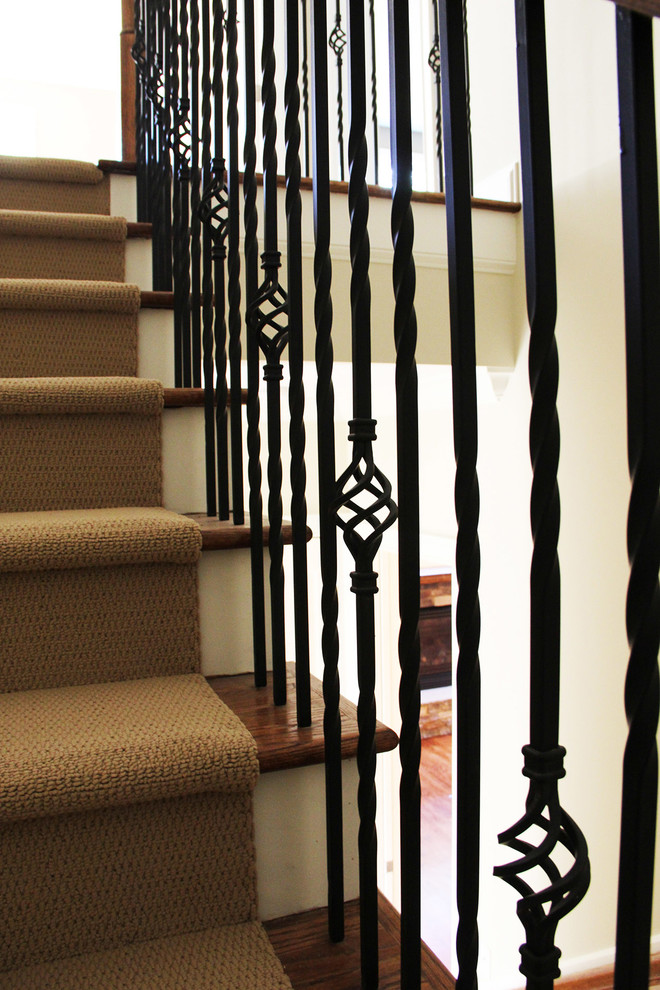 Photo of a traditional staircase in Raleigh.