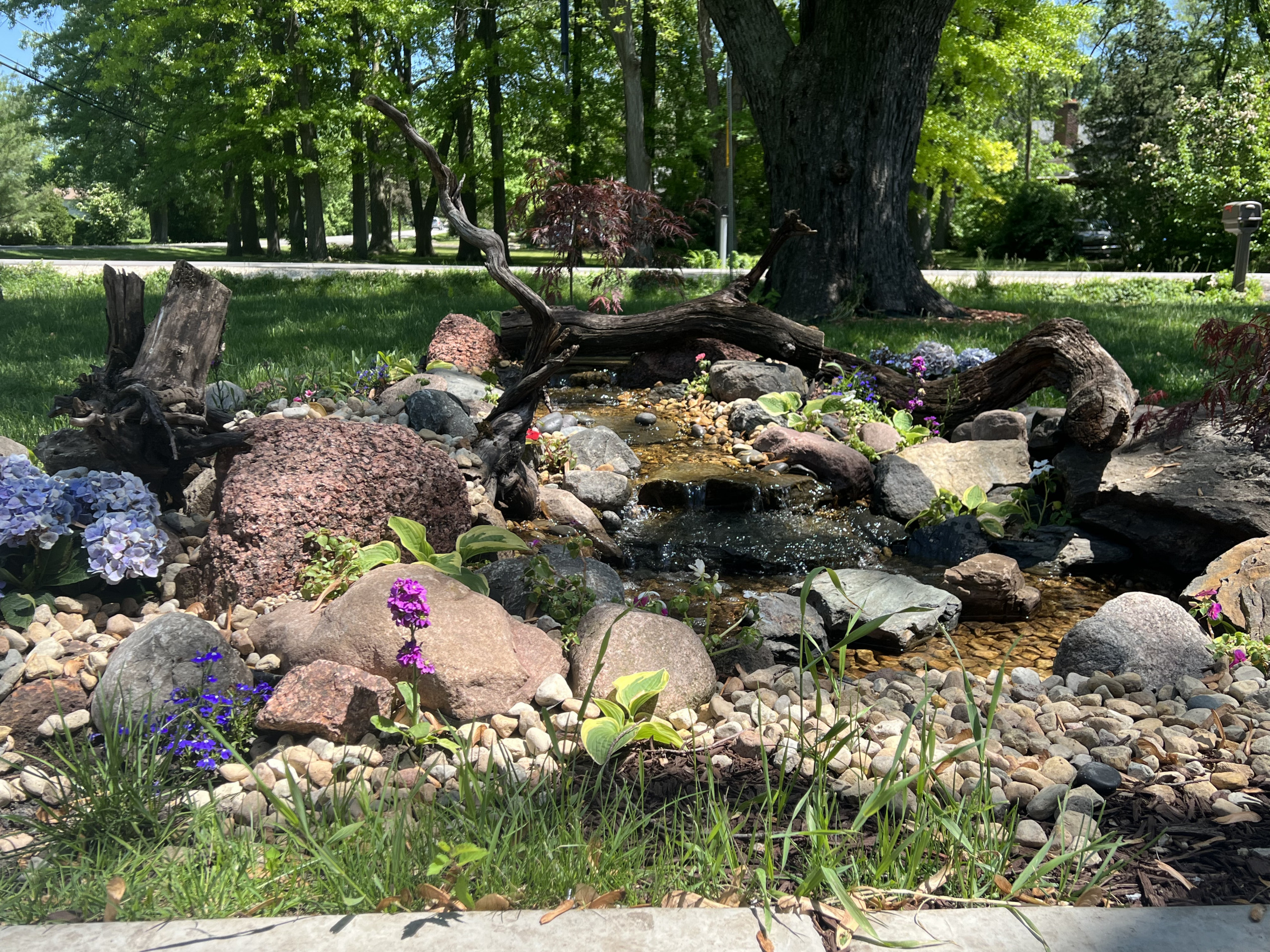 75 Small River Rock Landscaping Ideas You'll Love - January, 2024