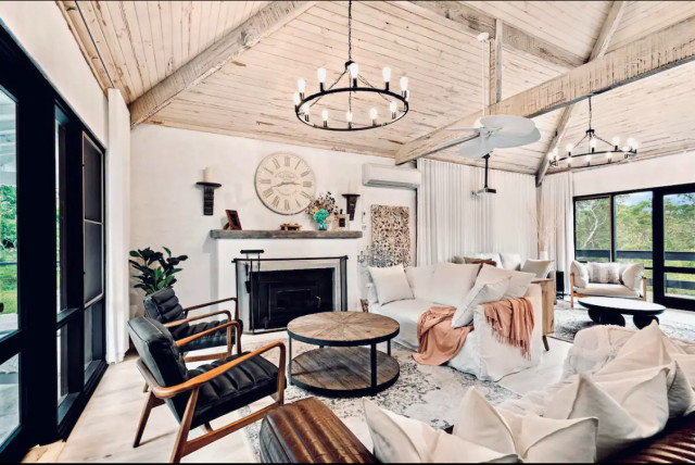 Rustic Farmhouse Theme rustikt-dagligstue