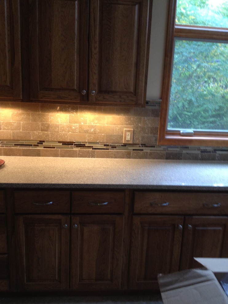 Transitional kitchen photo in Chicago