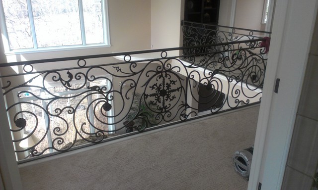 Work traditional-veranda