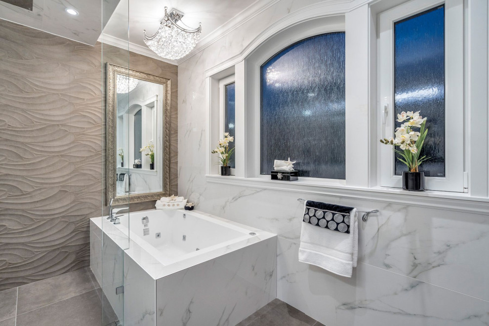 Bathroom - traditional bathroom idea in Vancouver