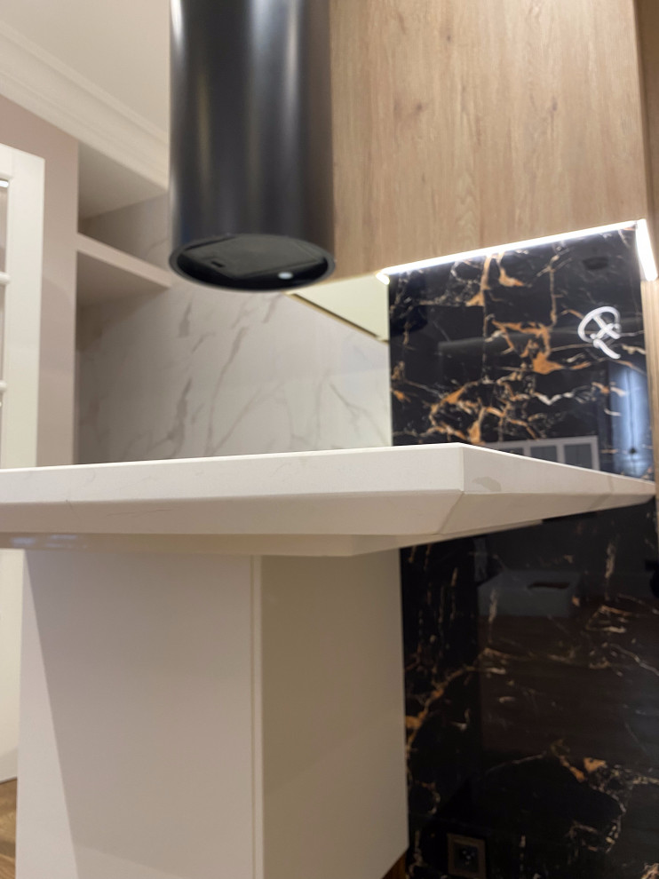 Столешница для современной кухни