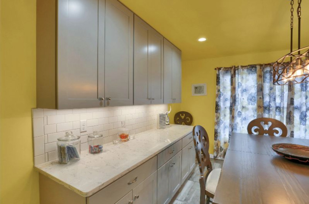 Kitchen - transitional kitchen idea