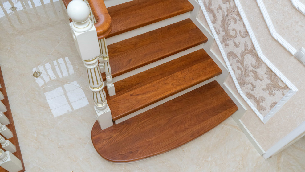 Проект 3 - Облицовка монолитной лестницы дубом на заказ