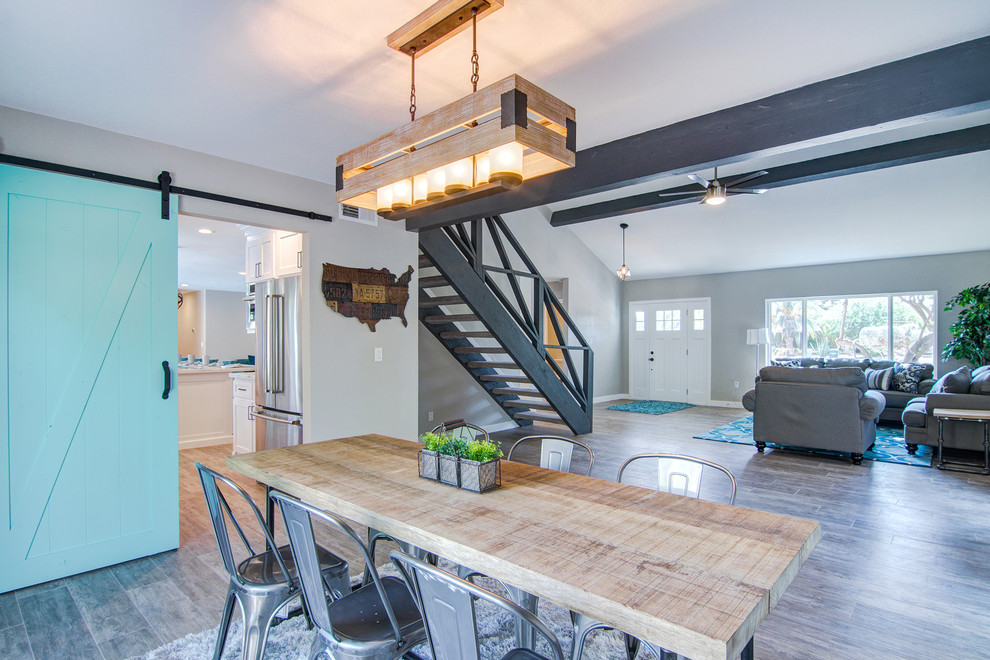 Dining room - transitional dining room idea in Phoenix