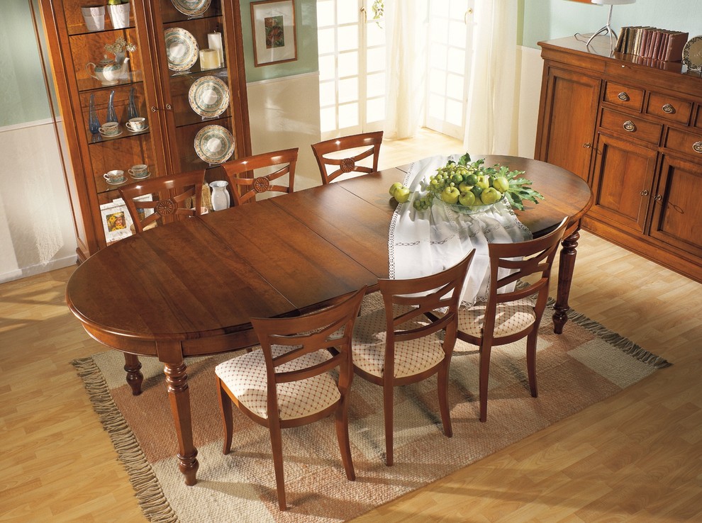 Элитные столы от лучших европейских производителей