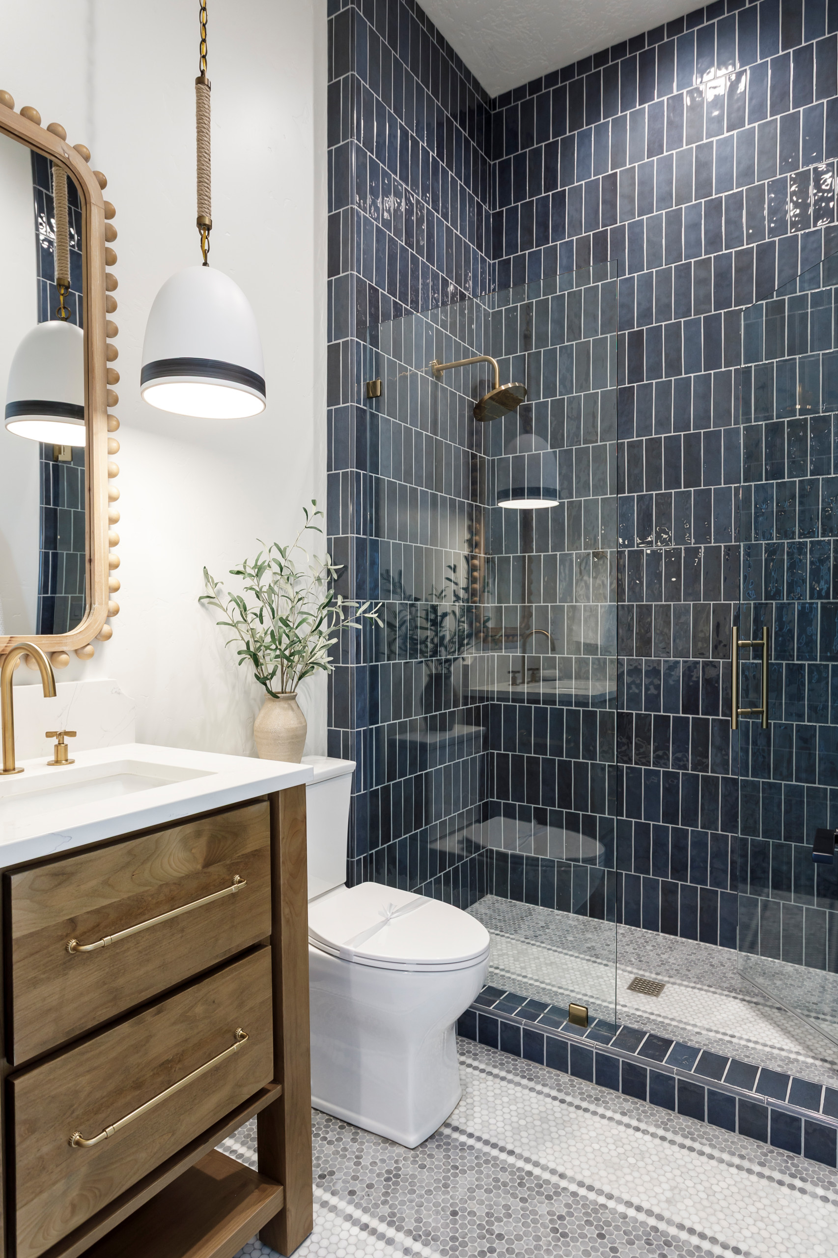 Bathroom Planning Guidelines with Access Standards, image size:1706x2560