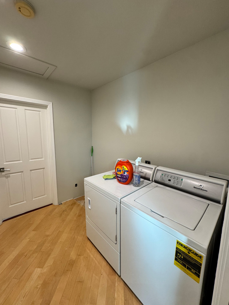 Laundry Room BEFORE
