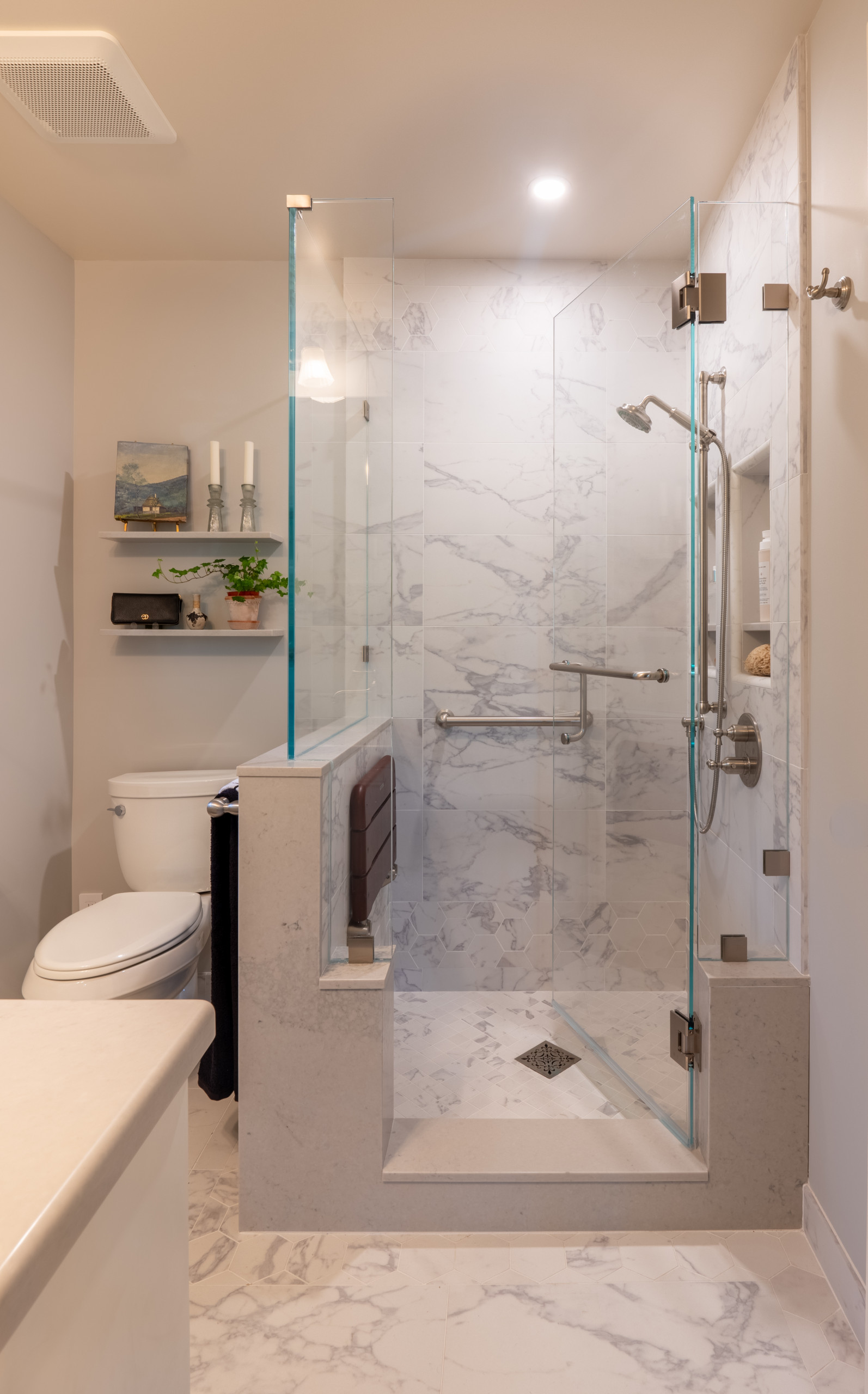 Palo Alto Small Bathroom