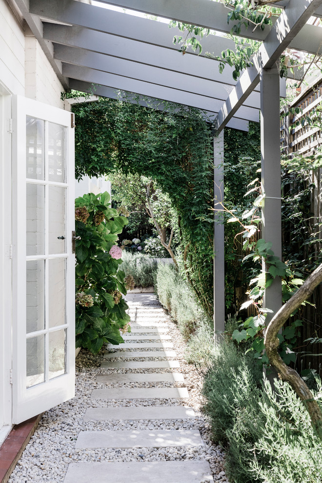 This is an example of a transitional garden in Sydney.