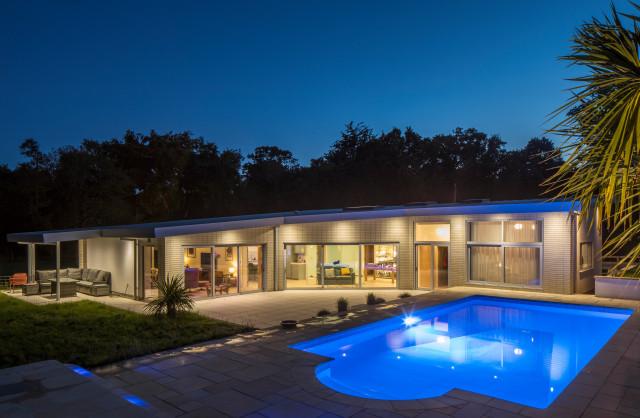 Mid Century Modern Palm Springs Style Home retro-pool