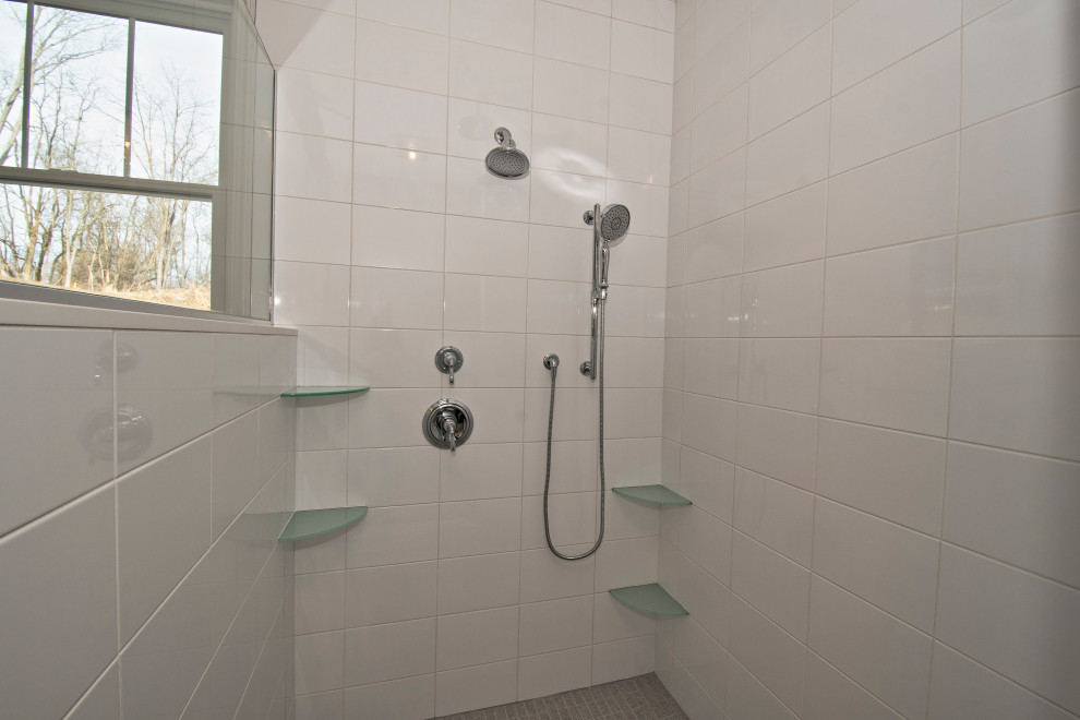 Home design - transitional home design idea