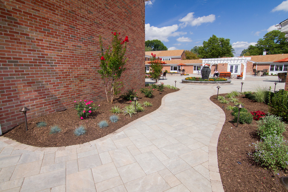 Building a Comfortable Community