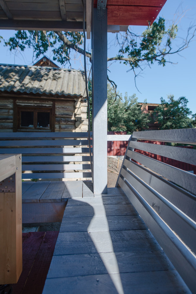 Беседка под дубом