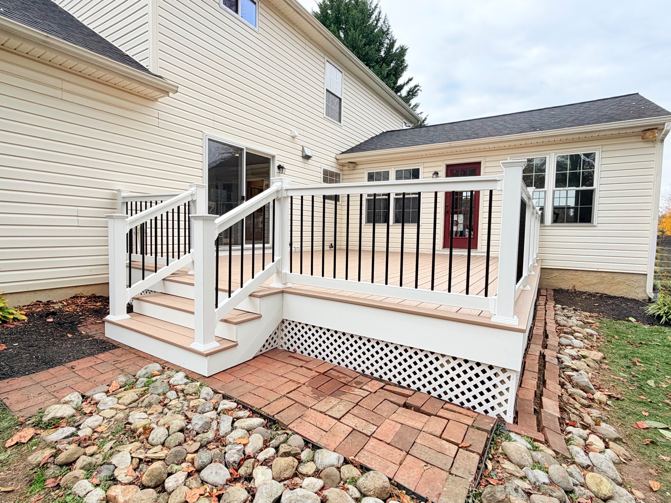 TimberTech Brownstone Composite Deck with White & Black Railing