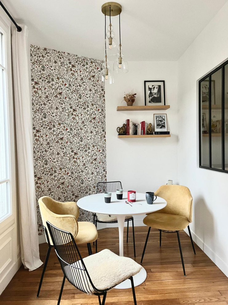 Création d'une CHAMBRE BEBE dans un salon et aménagement du COIN REPAS