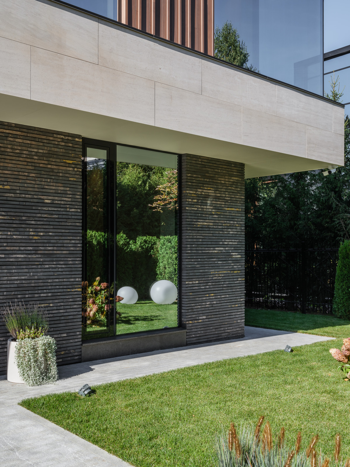 Вилла Lucky House