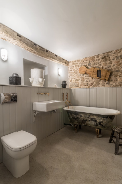 Miner's Cottage II country-bathroom
