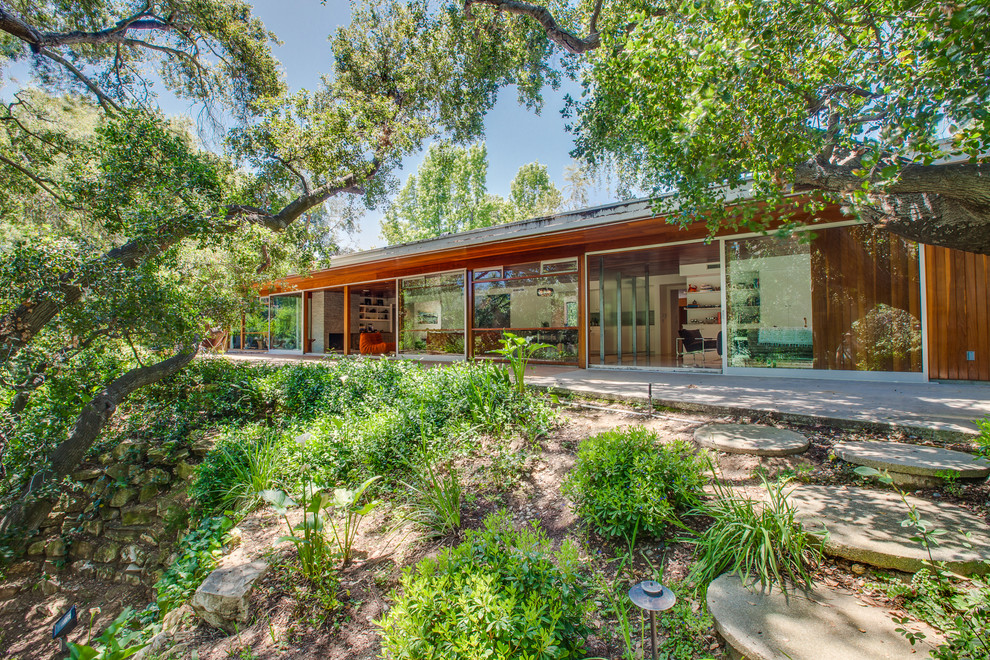 Photo of a midcentury home in Los Angeles.
