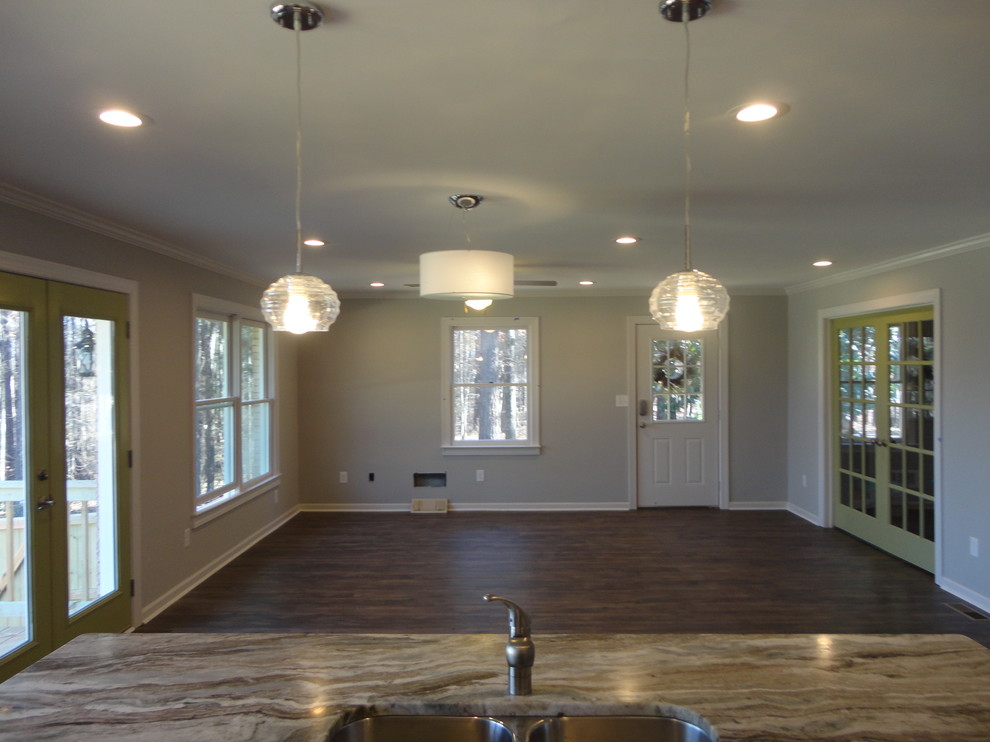 Transitional home design photo in Atlanta