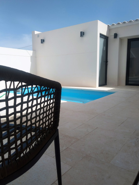 CASA CERRON moderne-pool