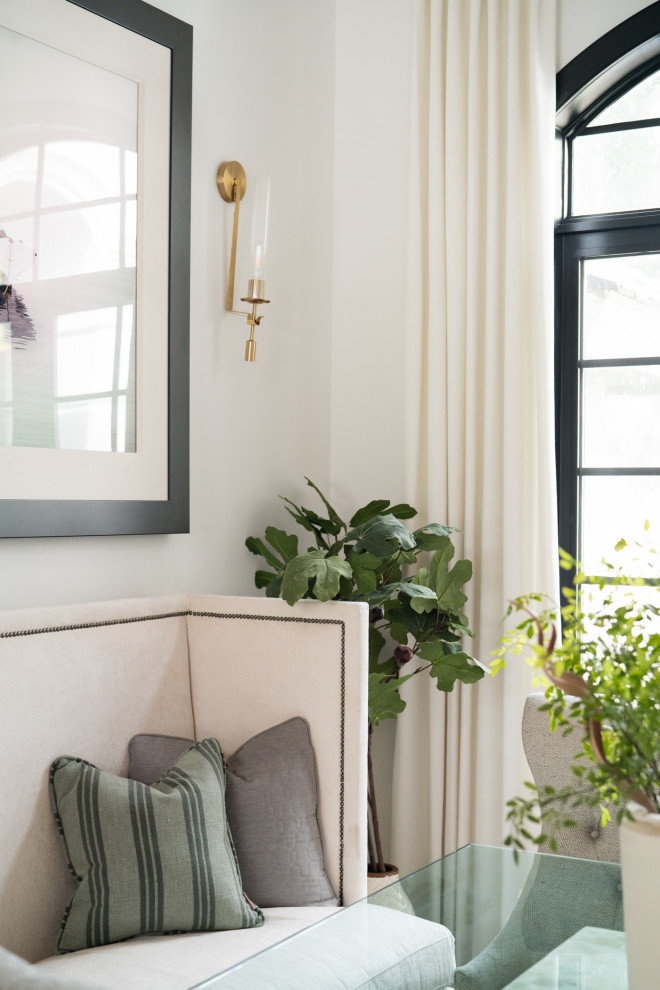 Home design - transitional home design idea in Miami