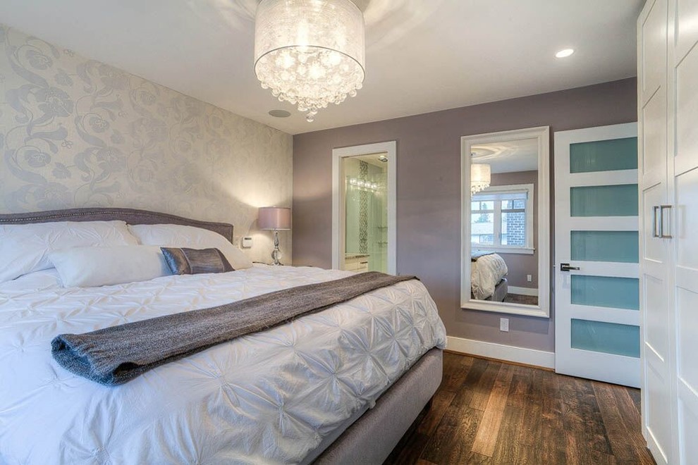 Design ideas for a transitional bedroom in Vancouver.