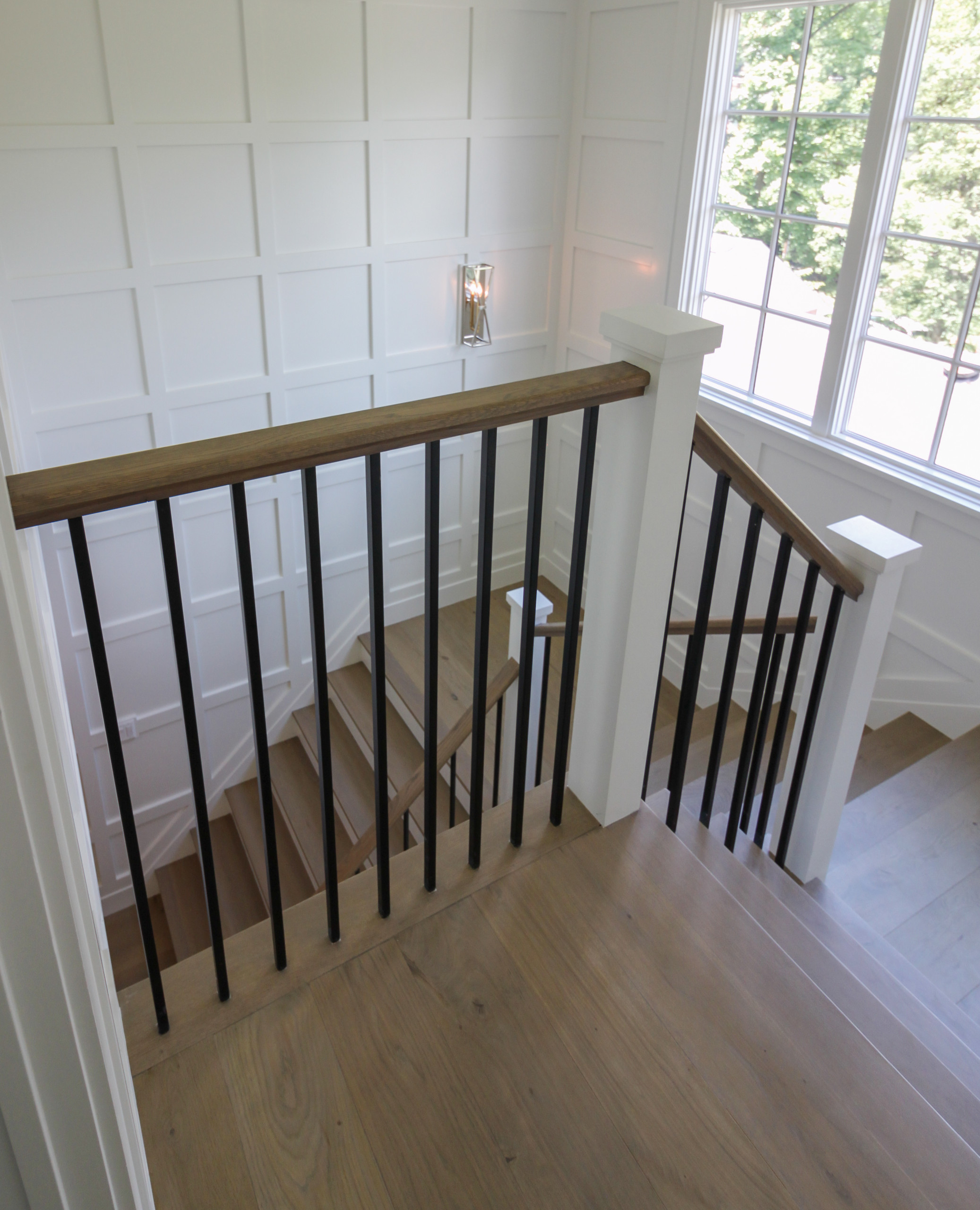 87_Welcoming and Functional Contemporary U-shaped Staircase, Arlington, VA 22207