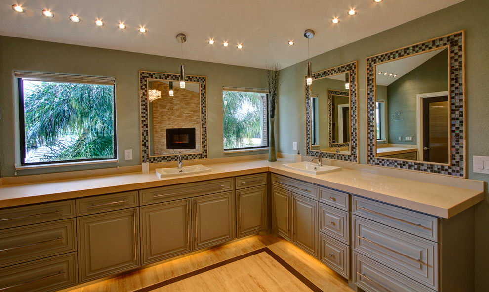 Clear Lake Spa Bath