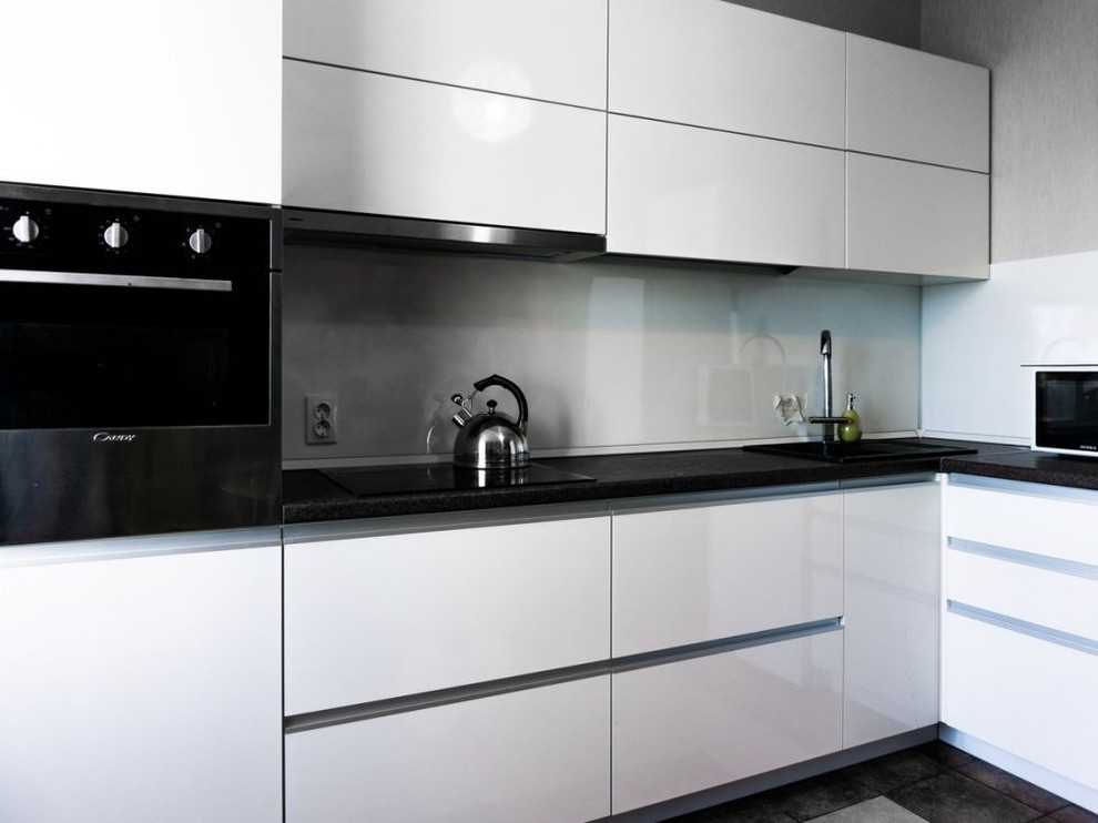 Белые кухни