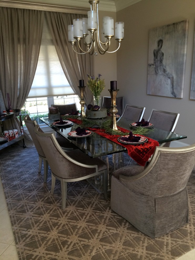 Example of a transitional dining room design in New Orleans