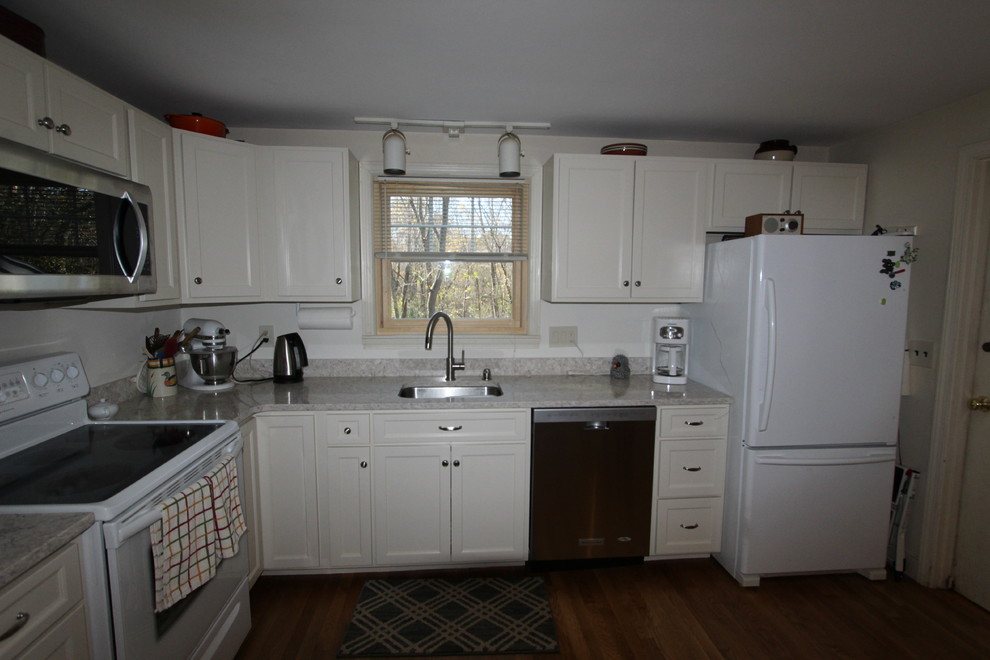 Cherry to White Cabinet Makeover