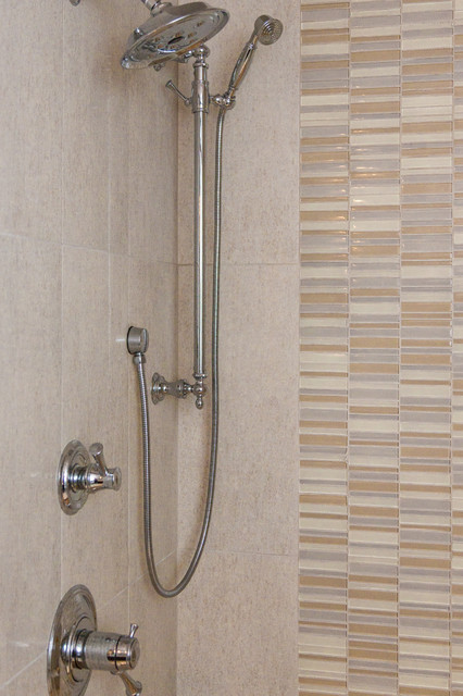 Long Pond Master Bath klassisch-modern-badezimmer