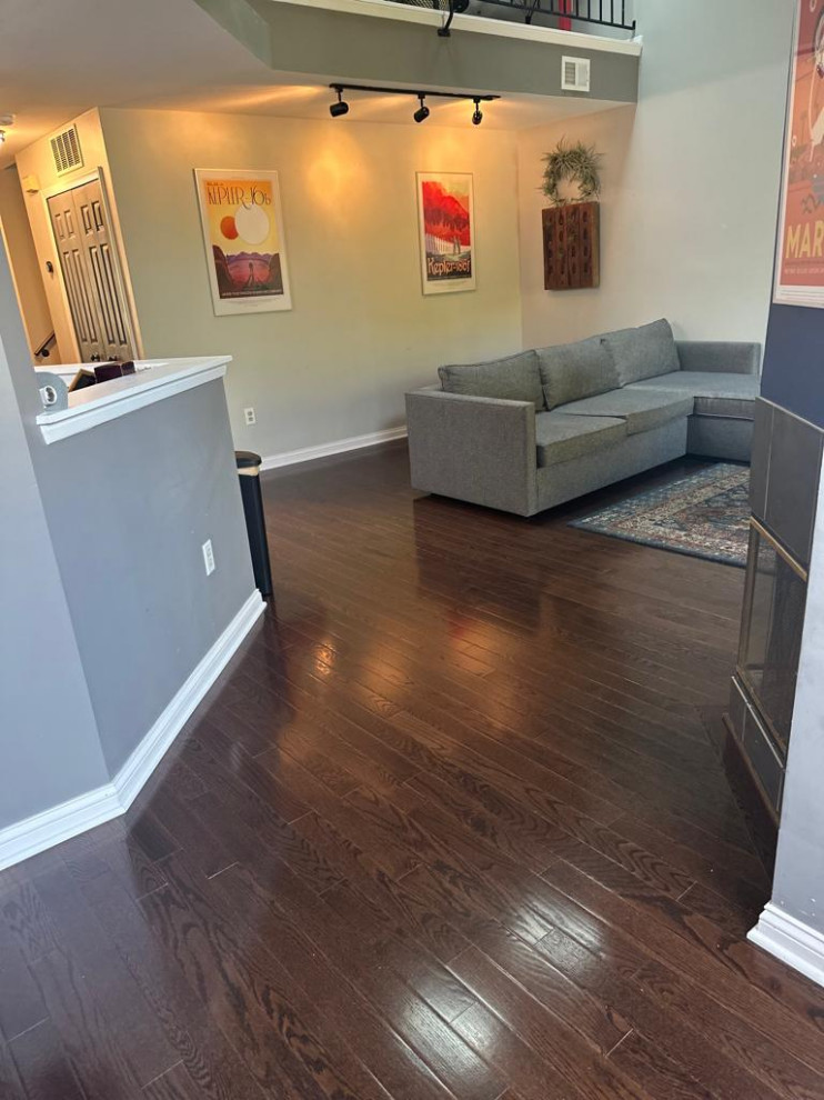 Installation: Hardwood floors & steps