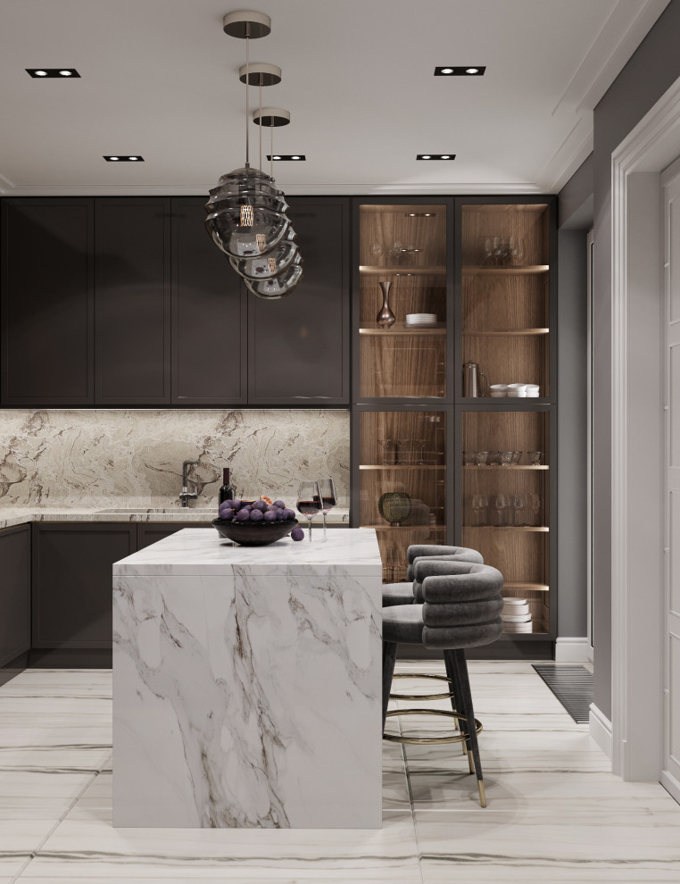 ЖК на Кировоградской улице, семейная пара и взрослый сын, квартира 120 кв.м.