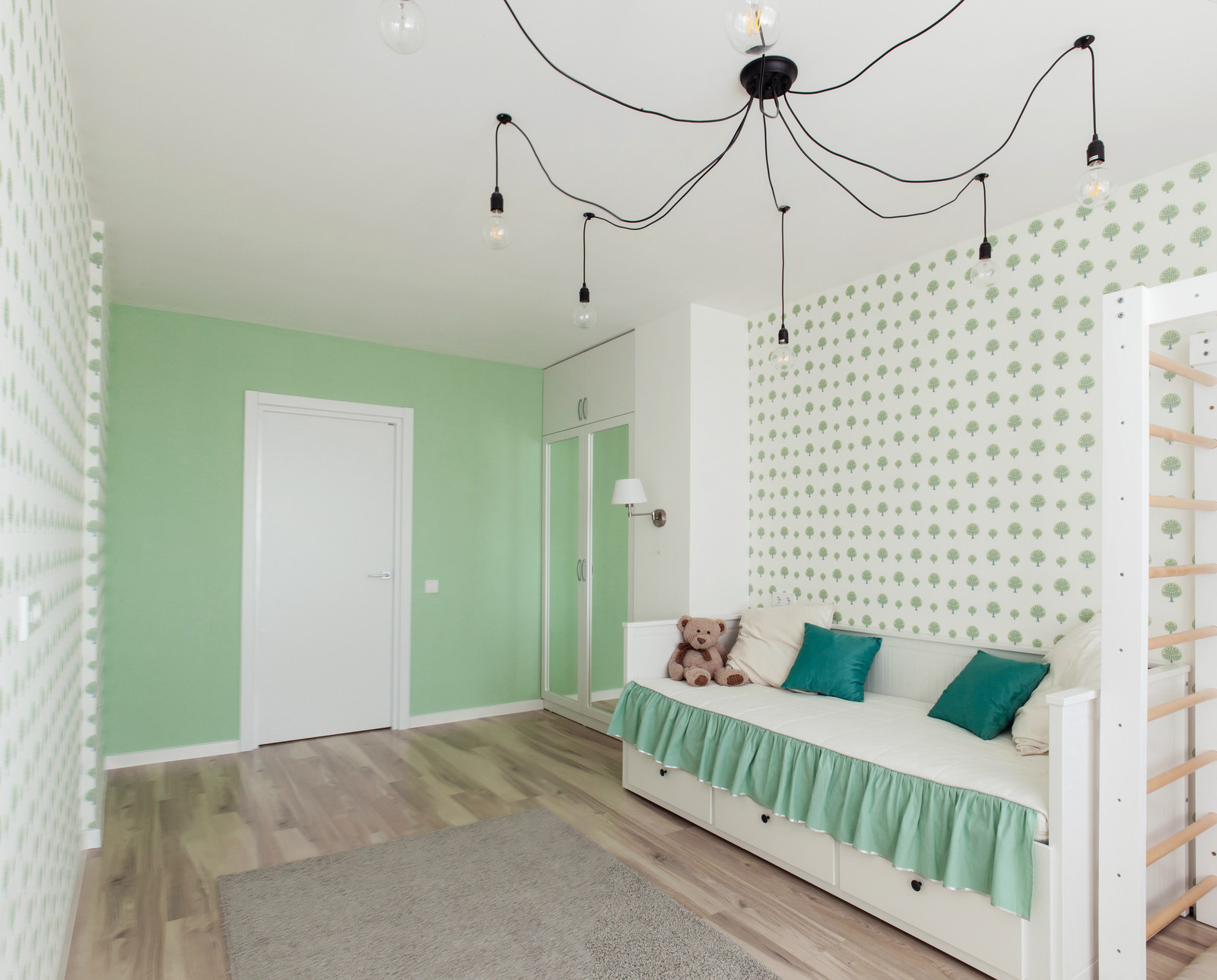 Квартира в зеленом доме