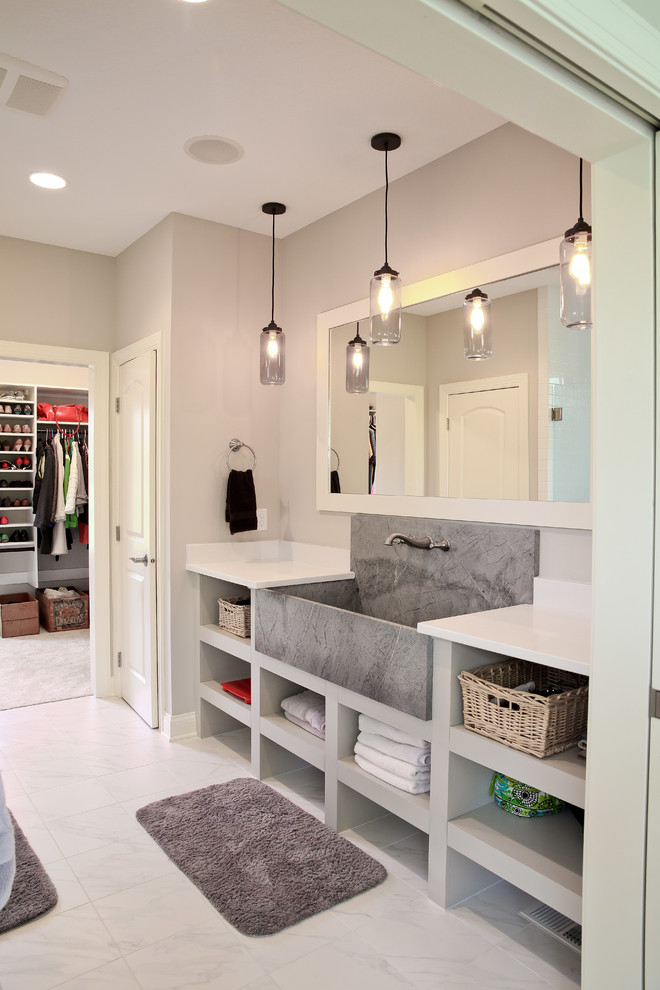 Home design - transitional home design idea
