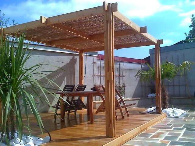  Pergola  en bambou  et bois SANDHA Contemporain Terrasse 